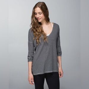 Lululemon Flip Your Dog LS Tonka Striped Black Heathered 4